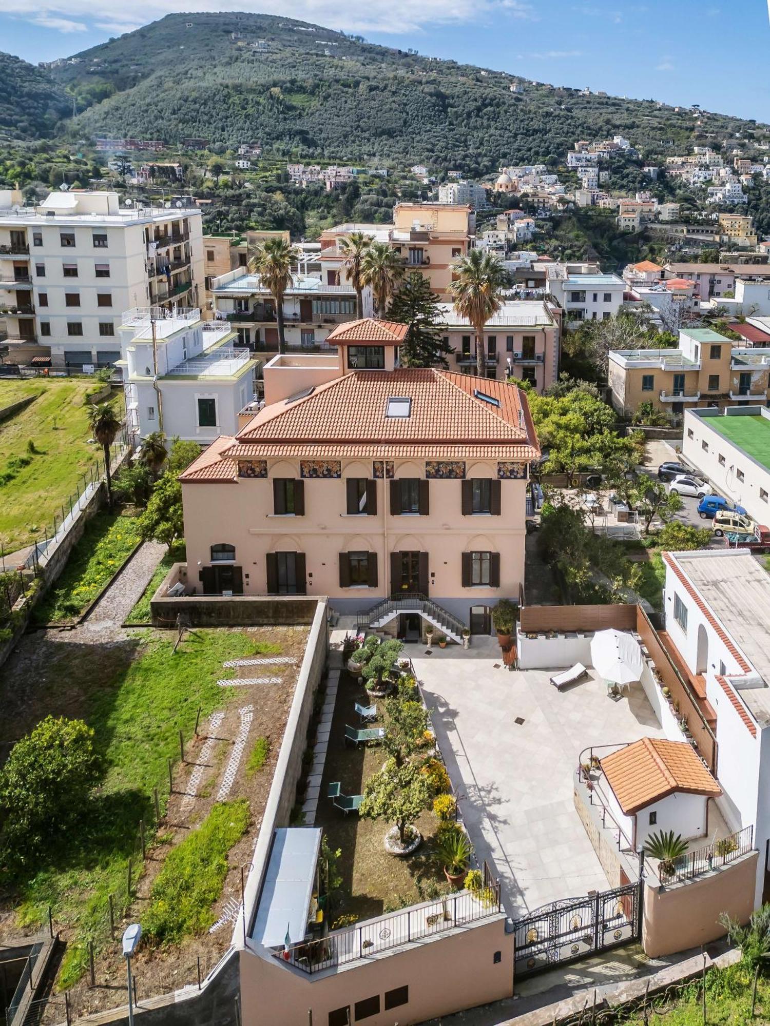 Villa Agostino Luxury B&B Vico Equense Eksteriør bilde